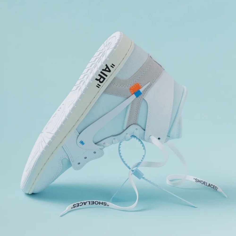 Jordan 1 V.A.A. Alaska Virgil abloh archive
Off-white 
Brand new